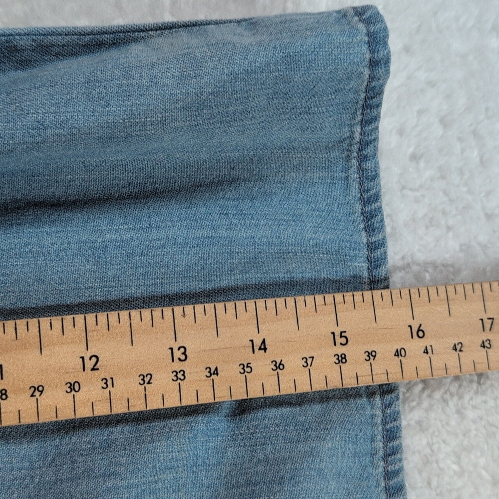 356-Madewell Light Blue Denim Shorts - Picture 6 of 6